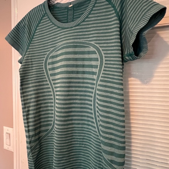 Lululemon swifty tech sz 10 - Picture 8 of 9